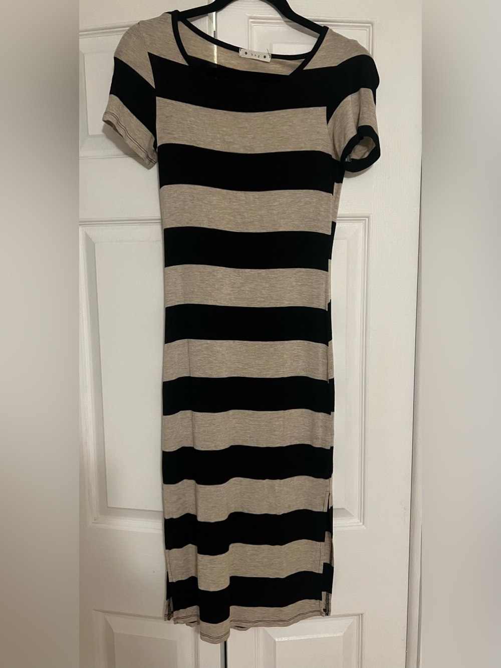Striped Short-Sleeve Midi Dress in Black and Beige